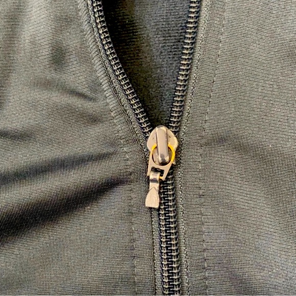 💫ADIDAS Women’s Gray/Pink Track Jacket - Picture 4 of 8